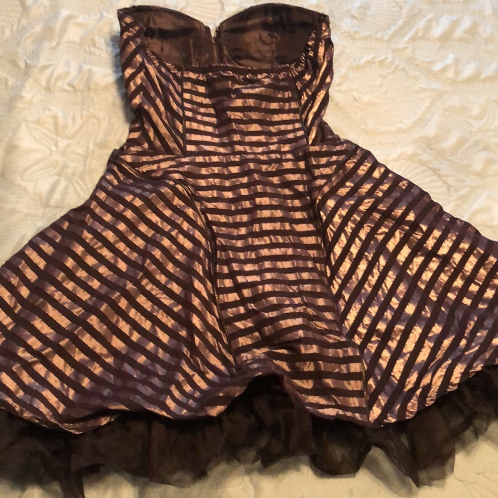 Formal or Party Strapless Dress - Picture 7 of 9